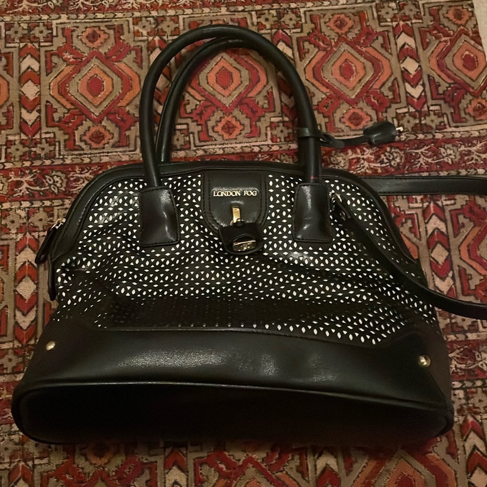 London Fog Leather Purse